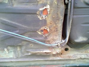 Кузовной ремонт без сварки – как самому за копейки устранить «дыры»