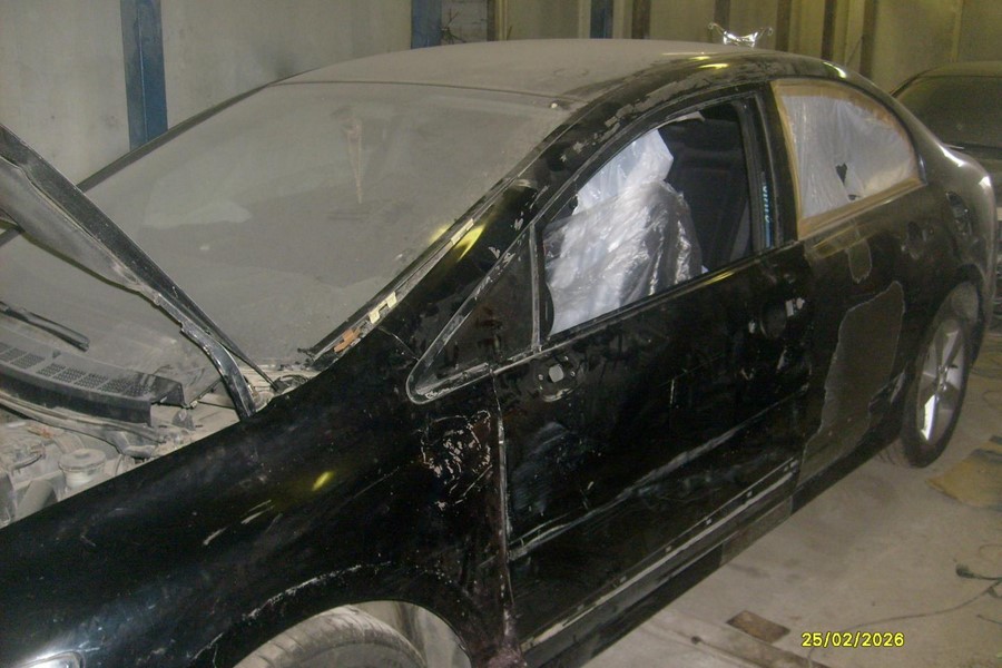 Ремонт автомобиля Хонда Цивик (Honda Civic 4D) после ДТП